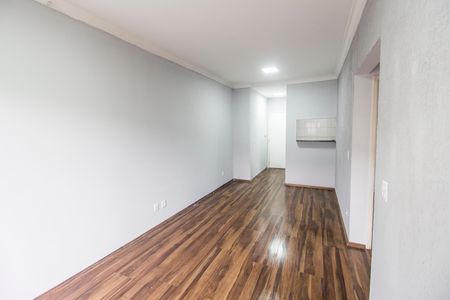 Sala  de apartamento para alugar com 2 quartos, 68m² em Jardim Audir, Barueri
