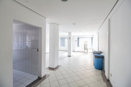 Apartamento para alugar com 68m², 2 quartos e 1 vagaÁrea comum - Salão de festas
