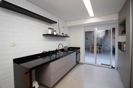 Cozinha de casa para alugar com 2 quartos, 168m² em Jardim Santa Clara, Guarulhos