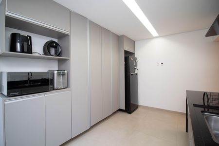 Cozinha de casa para alugar com 2 quartos, 168m² em Jardim Santa Clara, Guarulhos