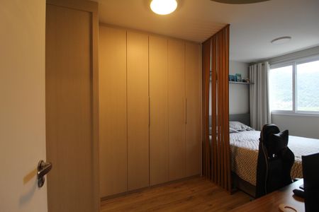 Apartamento à venda com 79m², 2 quartos e 1 vagaQuarto 2