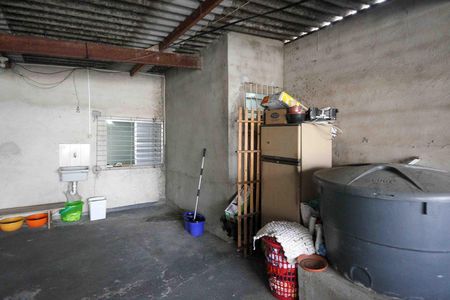 Casa à venda com 150m², 3 quartos e 2 vagas Casa à venda com 150m², 3 quartos e 2 vagasTerraço