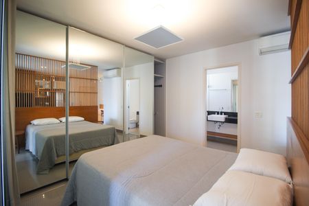 Suíte  de apartamento para alugar com 1 quarto, 67m² em Itaim Bibi, São Paulo