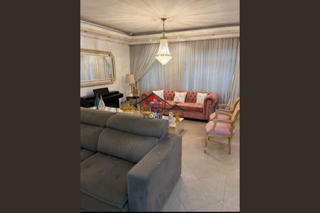 Casa à venda com 3 quartos, 360m² em Vila Rosalia, Guarulhos