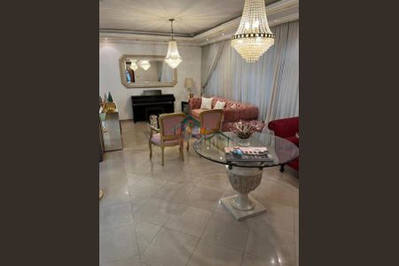Casa à venda com 3 quartos, 360m² em Vila Rosalia, Guarulhos