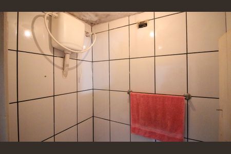 Casa de condomínio à venda com 90m², 2 quartos e 1 vagaBanheiro de serviço