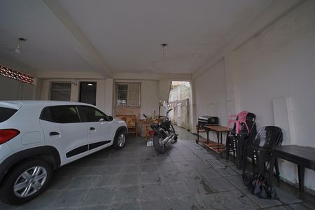 Casa à venda com 148m², 3 quartos e 3 vagasGaragem
