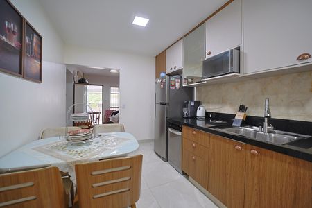 Casa à venda com 148m², 3 quartos e 3 vagasCozinha