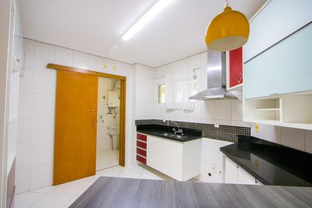 Apartamento à venda com 100m², 3 quartos e 2 vagas Apartamento à venda com 100m², 3 quartos e 2 vagasCozinha