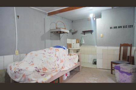 Casa à venda com 1 quarto, 30m² em Passo das Pedras, Porto Alegre