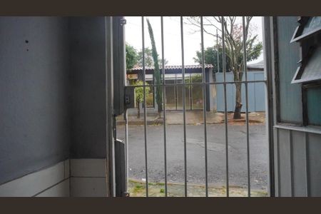Entrada do imóvel  de casa à venda com 1 quarto, 30m² em Passo das Pedras, Porto Alegre