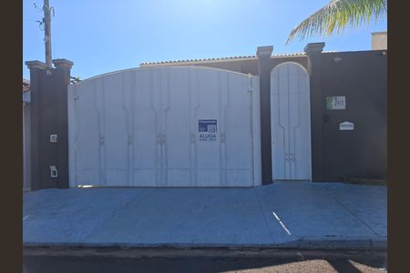 Casa para alugar com 298m², 4 quartos e 3 vagasPlaca