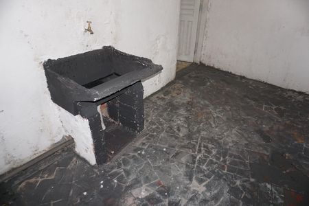 Casa para alugar com 100m², 2 quartos e sem vagaÁrea de serviço
