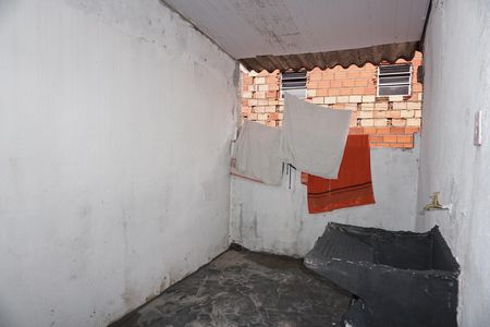 Casa para alugar com 100m², 2 quartos e sem vagaÁrea de serviço