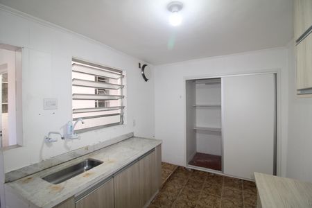 Cozinha de casa para alugar com 3 quartos, 80m² em Jardim São Paulo, São Paulo