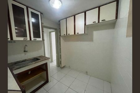 Casa à venda com 70m², 2 quartos e sem vaga