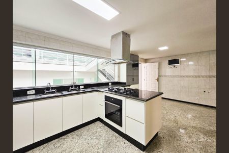 Foto 09 de casa para alugar com 3 quartos, 285m² em Santa Maria, Santo André
