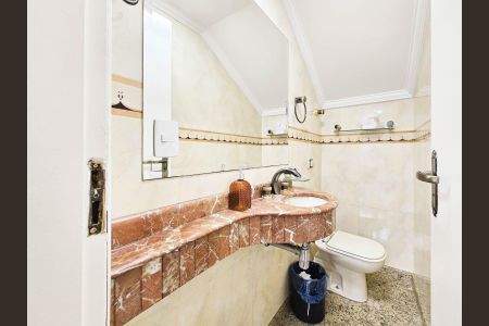 Foto 02 de casa para alugar com 3 quartos, 285m² em Santa Maria, Santo André
