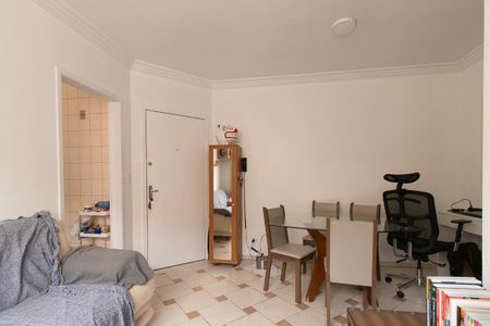 Sala de apartamento à venda com 2 quartos, 43m² em Água Verde, Curitiba