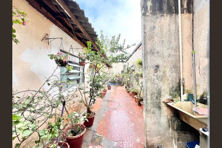Casa à venda com 250m², 1 quarto e 2 vagasQuintal