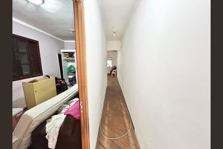 Casa à venda com 250m², 1 quarto e 2 vagasCorredor
