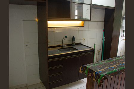 Cozinha  de apartamento para alugar com 2 quartos, 41m² em Santa Cruz, Rio de Janeiro