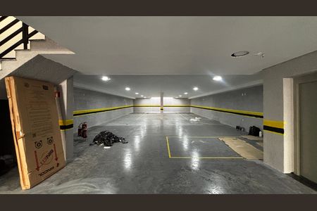 Garagem de apartamento à venda com 3 quartos, 148m² em Vila América, Santo André