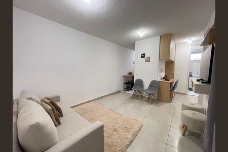 Sala de apartamento para alugar com 2 quartos, 43m² em Parque Ipe, São Paulo