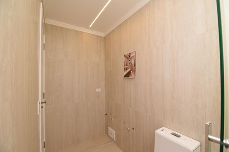 Casa de condomínio à venda com 187m², 3 quartos e 3 vagasBanheiro da Suíte 2