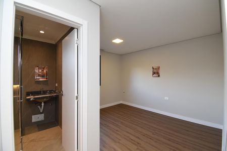 Casa de condomínio à venda com 187m², 3 quartos e 3 vagasSuíte 3