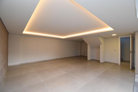 Casa de condomínio à venda com 187m², 3 quartos e 3 vagasÁrea de Serviço
