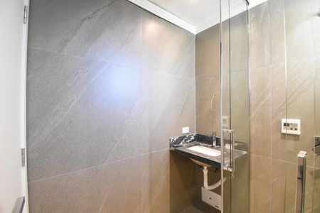 Casa de condomínio à venda com 187m², 3 quartos e 3 vagasBanheiro da Suíte 1