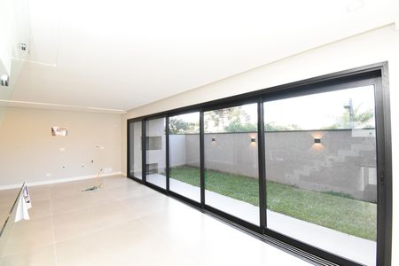 Casa de condomínio à venda com 187m², 3 quartos e 3 vagasSala/Cozinha