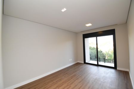 Casa de condomínio à venda com 187m², 3 quartos e 3 vagasSuíte 2