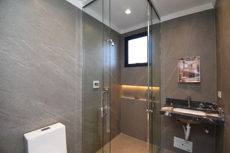 Casa de condomínio à venda com 187m², 3 quartos e 3 vagasBanheiro da Suíte 3