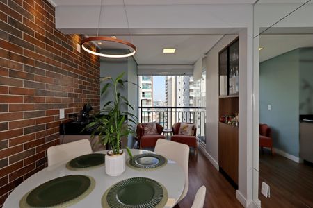 Apartamento à venda com 65m², 2 quartos e 2 vagasVaranda da Sala