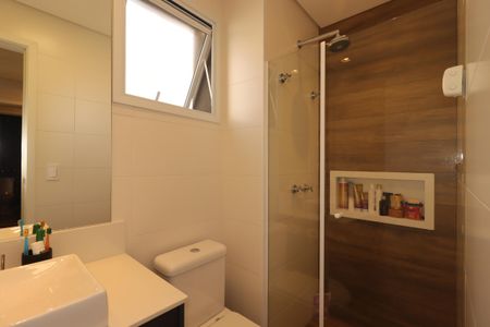 Apartamento à venda com 65m², 2 quartos e 2 vagasBanheiro da Suíte 1