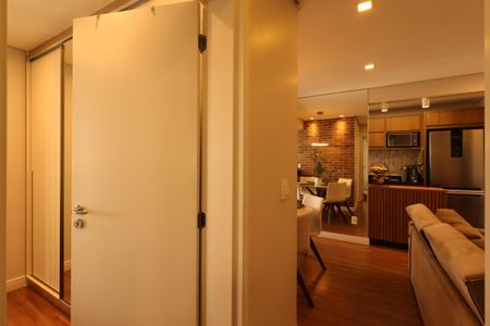 Apartamento à venda com 65m², 2 quartos e 2 vagasCorredor