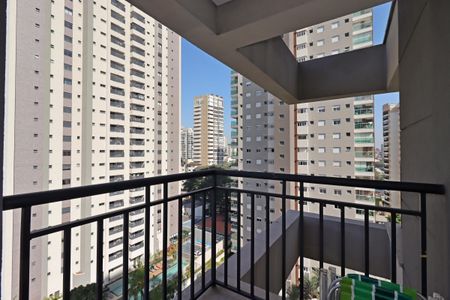 Apartamento à venda com 65m², 2 quartos e 2 vagasVaranda da Suíte 2