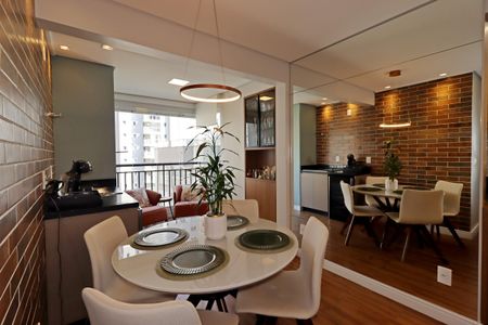 Apartamento à venda com 65m², 2 quartos e 2 vagasVaranda da Sala