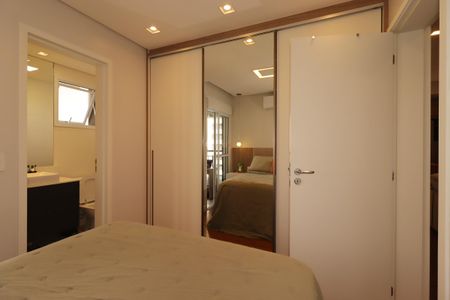 Apartamento à venda com 65m², 2 quartos e 2 vagasSuíte 1