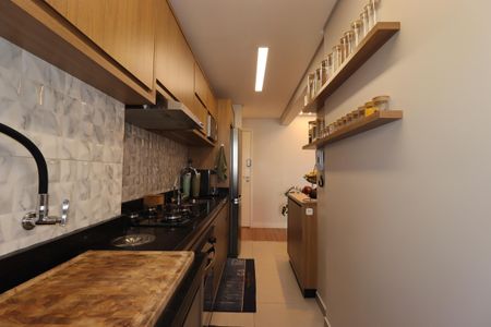 Apartamento à venda com 65m², 2 quartos e 2 vagasÁrea de Serviço