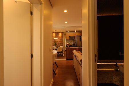 Apartamento à venda com 65m², 2 quartos e 2 vagasCorredor