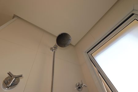 Apartamento à venda com 65m², 2 quartos e 2 vagasBanheiro da Suíte 2 