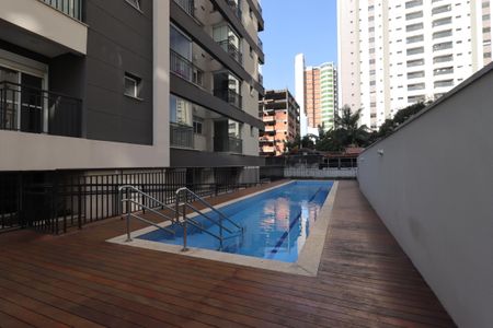 Apartamento à venda com 65m², 2 quartos e 2 vagasÁrea Comum - Piscina