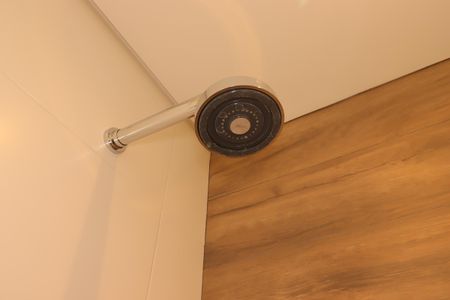 Apartamento à venda com 65m², 2 quartos e 2 vagasBanheiro da Suíte 1 - Chuveiro