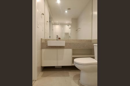 Apartamento para alugar com 52m², 1 quarto e sem vagaBanheiro