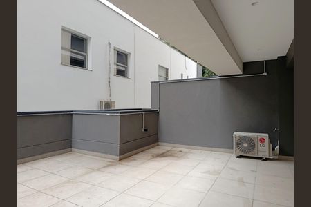 Apartamento para alugar com 66m², 1 quarto e sem vagaQuintal (garden)