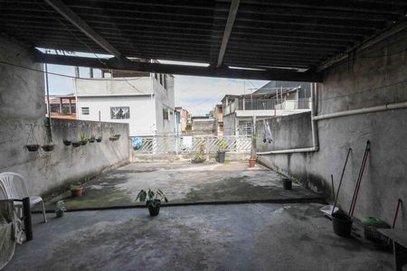 Casa à venda com 196m², 3 quartos e 2 vagas Casa à venda com 196m², 3 quartos e 2 vagasterraço
