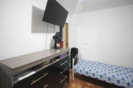 Casa à venda com 196m², 3 quartos e 2 vagas Casa à venda com 196m², 3 quartos e 2 vagasQuarto